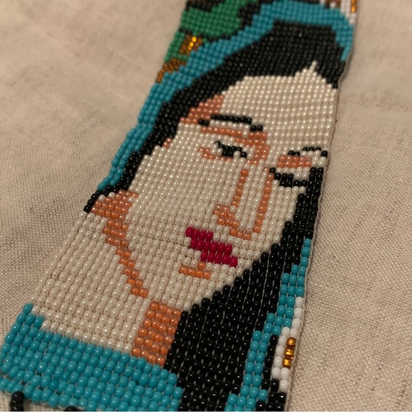 Beaded mother Mary virgin wide bracelet - Picture 3 of 13